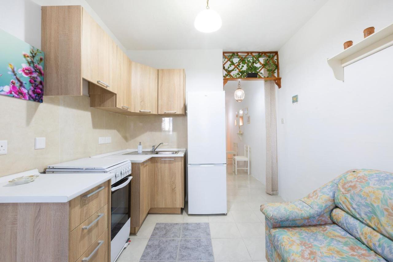 Ne1 - Lovely 2 Bedroom Apartment. Perfect Location Mellieħa Dış mekan fotoğraf